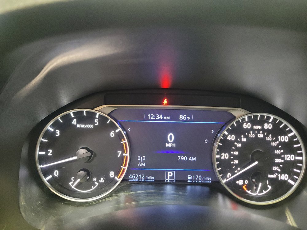 Used 2024 Nissan Altima 2.5 SV FWD image 23