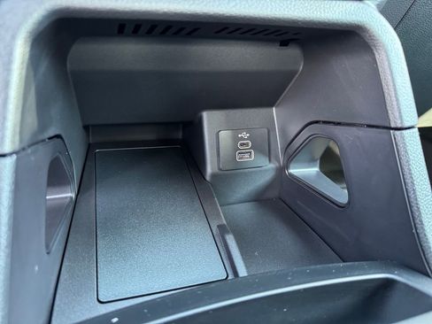 New 2025 Ford Ranger XL image 32