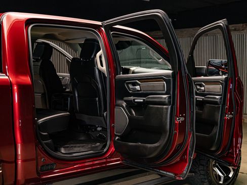 Used 2022 RAM 1500 Laramie image 26