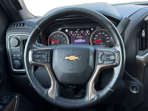 Used 2019 Chevrolet Silverado 1500 High Country image 12