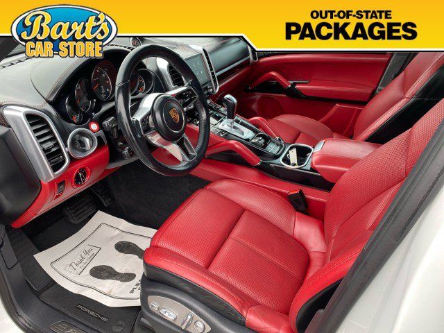 Used 2017 Porsche Cayenne Platinum Edition AWD/4WD image 29