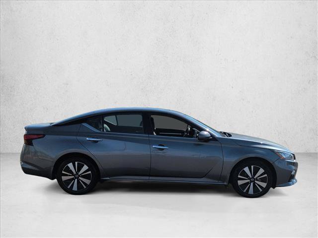 Used 2022 Nissan Altima 2.5 SL FWD image 4