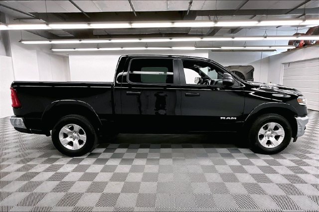 Used 2025 RAM 1500 Big Horn AWD/4WD image 15