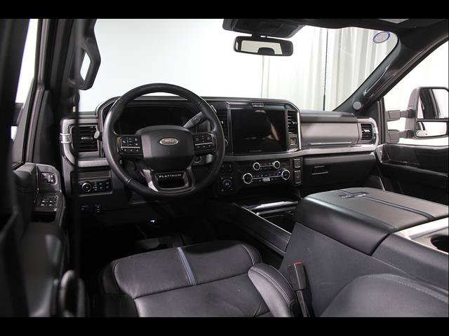 Used 2025 Ford F250 Platinum AWD/4WD image 6