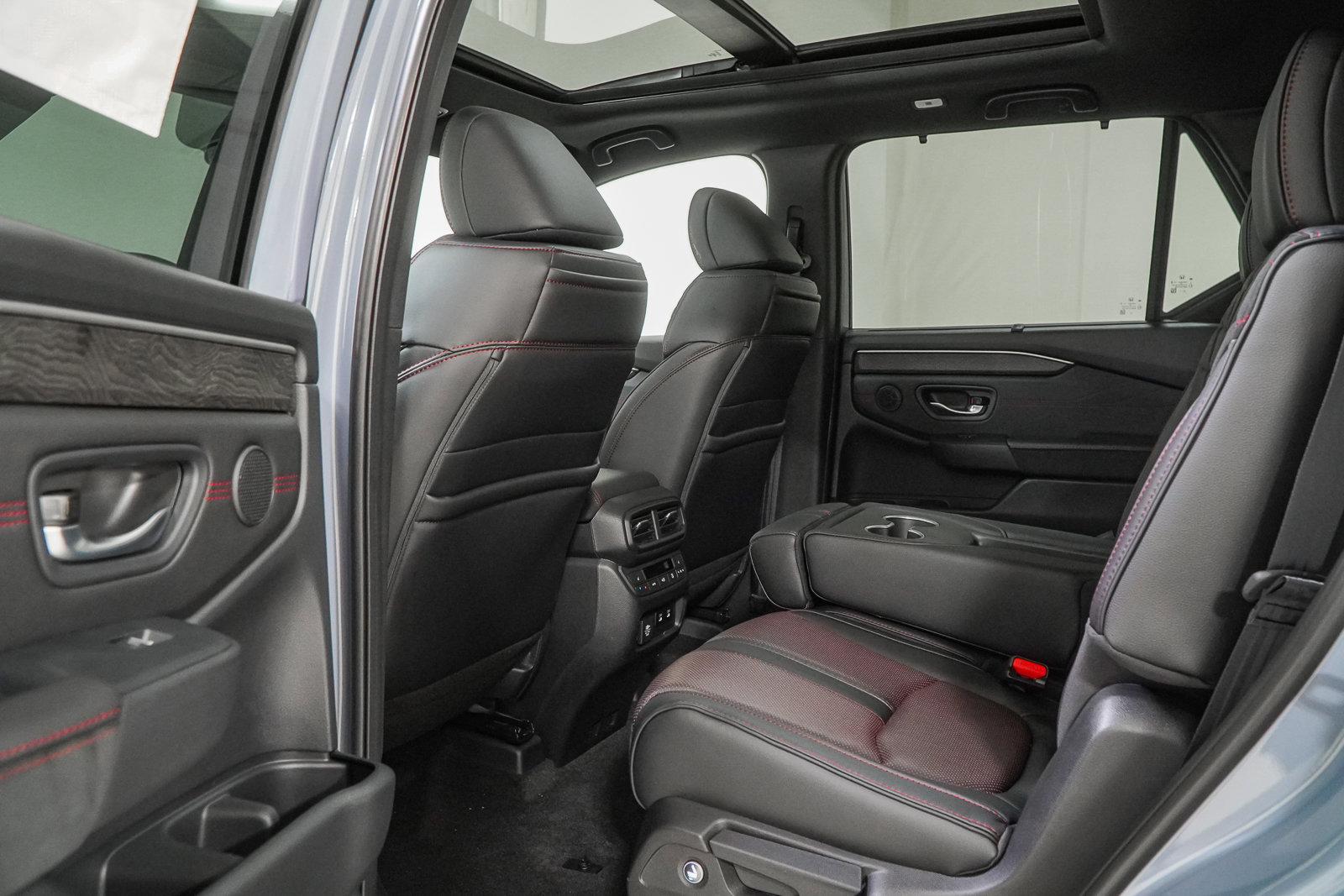 New 2026 Honda Pilot Black Edition image 44