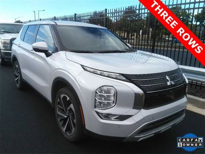 Used 2024 Mitsubishi Outlander SE