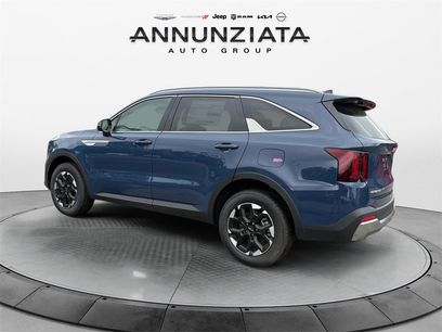 New 2025 Kia Sorento S w/ Panoramic Sunroof Package