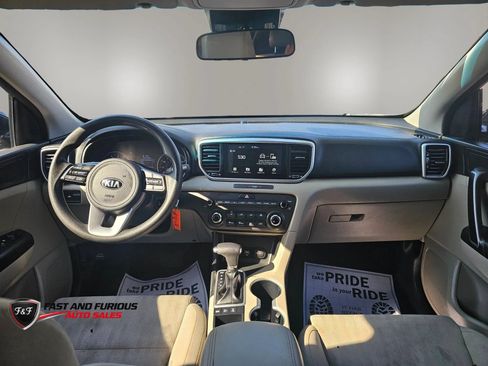 Used 2020 Kia Sportage LX AWD/4WD image 10