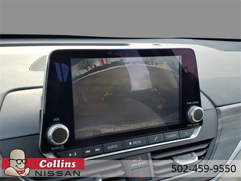 Used 2025 Nissan Altima 2.5 SV image 26