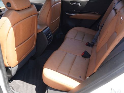 Used 2025 Cadillac XT4 Sport w/ LPO, Onyx Lite Package AWD/4WD image 32