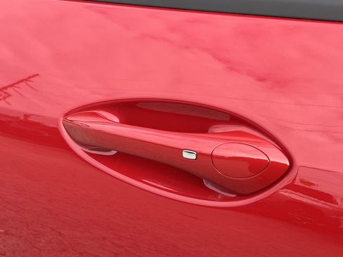 New 2026 Chevrolet Trax RS w/ Sunroof Package image 24