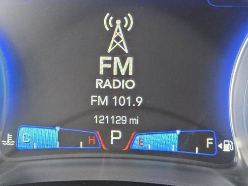 Used 2016 Chrysler 300 C image 14