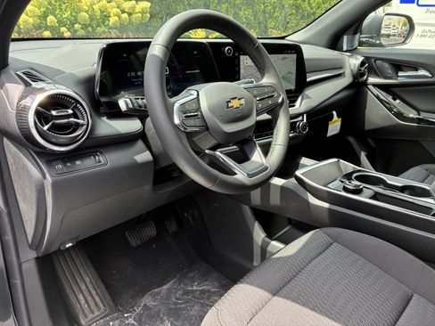 New 2027 Chevrolet Equinox LT FWD image 22