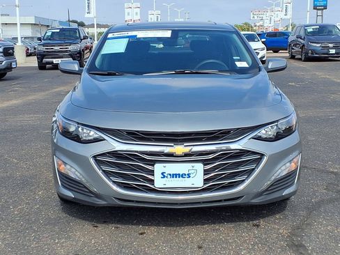 Used 2023 Chevrolet Malibu LT FWD image 2