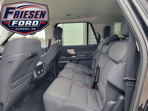 Used 2025 Ford Expedition Max Active AWD/4WD image 24