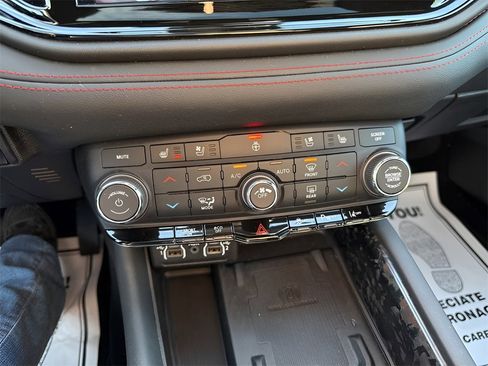 Used 2024 Dodge Durango R/T image 28