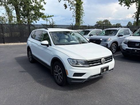 Used 2018 Volkswagen Tiguan S AWD/4WD image 3
