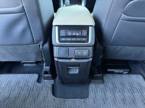 Used 2021 Subaru Ascent Limited w/ Technology Package AWD/4WD image 35