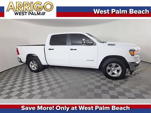 Used 2023 RAM 1500 Big Horn AWD/4WD image 1