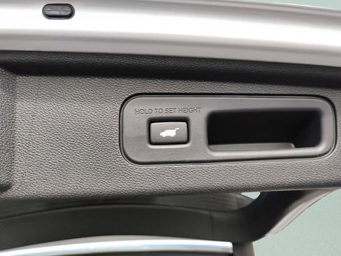 New 2026 Honda Odyssey Touring image 16