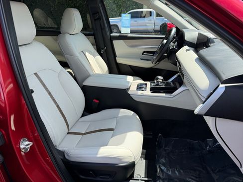 Certified 2024 MAZDA CX-90 Plug-In Hybrid w/ Premium Plus AWD/4WD image 20