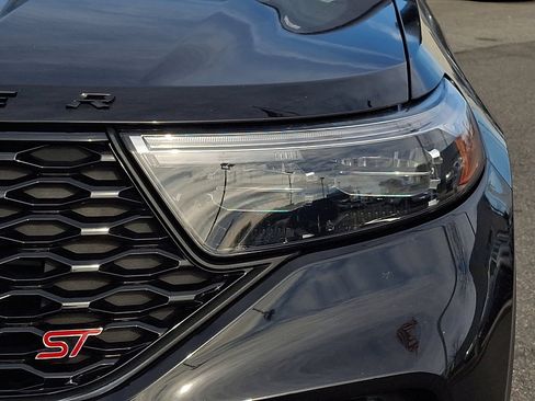 Certified 2023 Ford Explorer ST w/ Equipment Group 401A image 9