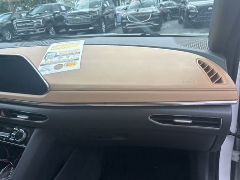Used 2021 Hyundai Sonata Limited w/ Cargo Package FWD image 6