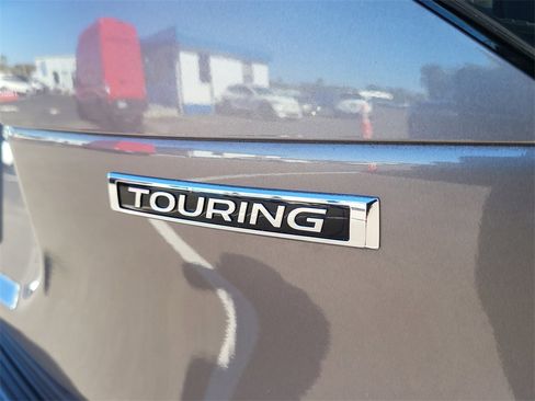 Used 2025 Subaru Forester Touring image 6