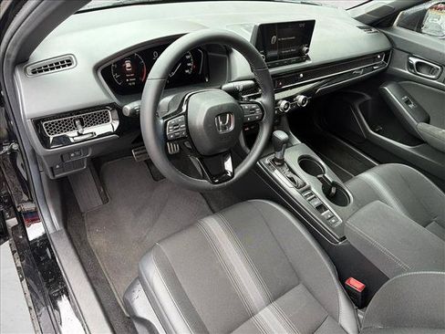 Used 2025 Honda Civic Sport image 14