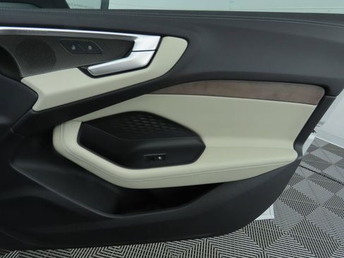 Used 2025 Audi A5 2.0T Premium Plus w/ Premium Plus image 27