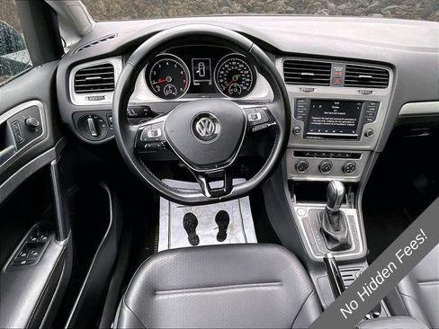Used 2017 Volkswagen Golf Wolfsburg Edition FWD image 5