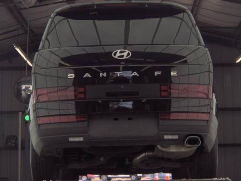 Used 2024 Hyundai Santa Fe SE FWD image 5