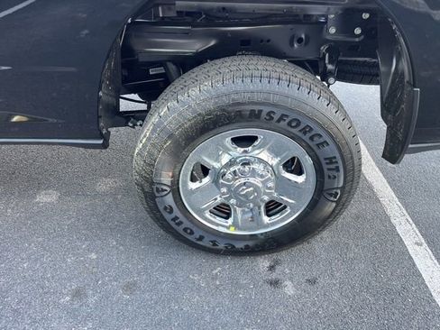 New 2026 RAM 2500 Tradesman AWD/4WD image 18