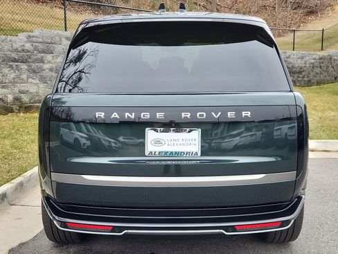 New 2025 Land Rover Range Rover SE image 7
