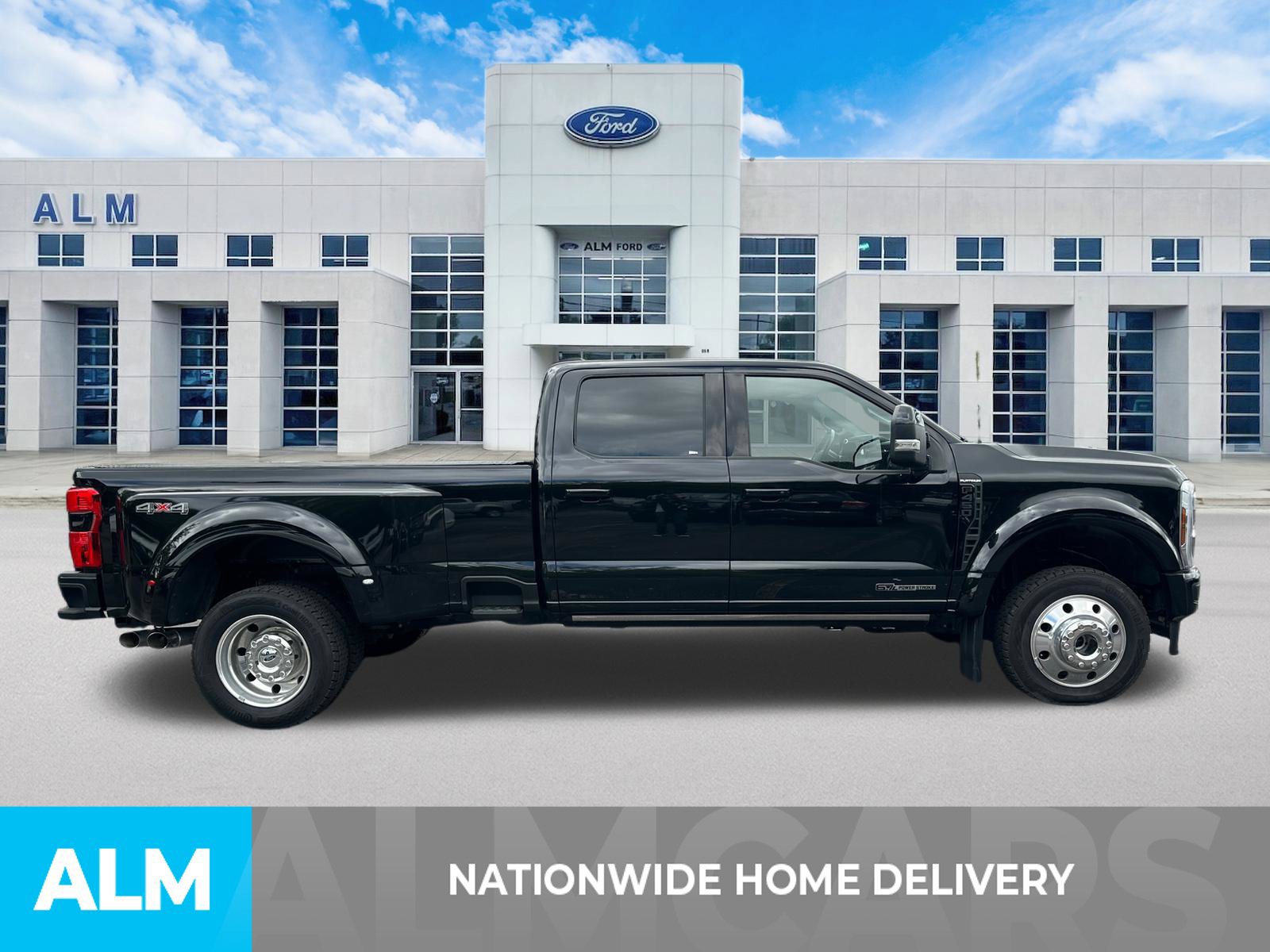 Used 2025 Ford F450 Platinum AWD/4WD image 4