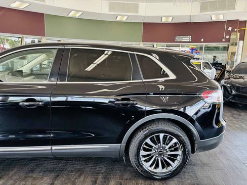 Used 2023 Lincoln Nautilus Reserve FWD image 16