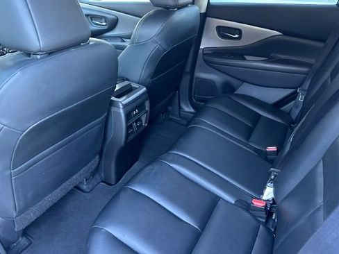 Used 2023 Nissan Murano SV image 13