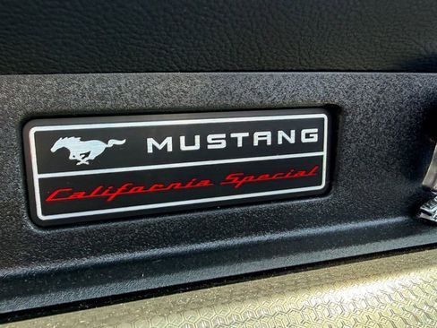 Used 2019 Ford Mustang GT Premium w/ Equipment Group 401A image 10
