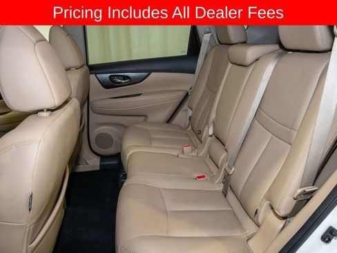 Used 2016 Nissan Rogue SL w/ SL Premium Package AWD/4WD image 8