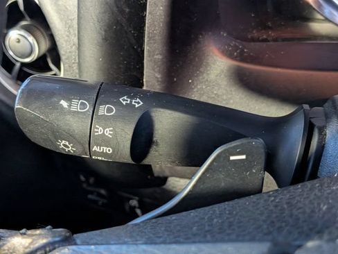 Used 2018 Toyota Corolla SE FWD image 22