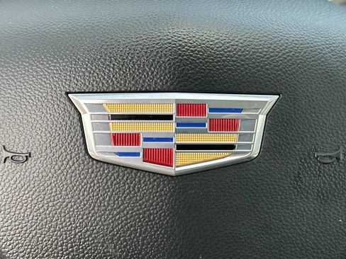 Certified 2022 Cadillac XT4 Luxury w/ Cold Weather Package FWD image 27