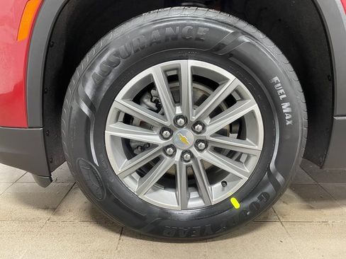 Used 2023 Chevrolet Traverse LT w/ LPO, Floor Liner Package image 7