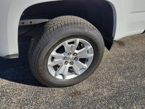 Used 2022 Chevrolet Colorado LT w/ Fleet Safety Package image 5