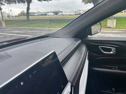 Used 2025 Jeep Compass Trailhawk image 34