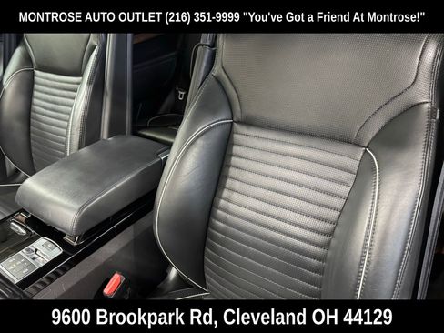 Used 2019 Land Rover Discovery HSE Luxury image 27