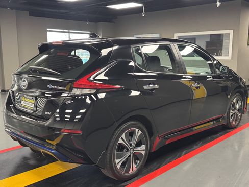 Used 2021 Nissan Leaf SV image 8