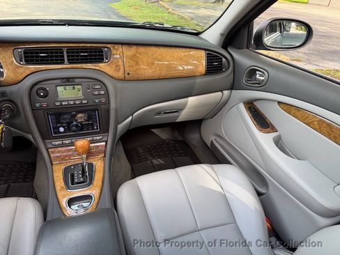 Used 2006 Jaguar S-TYPE 3.0 RWD image 8