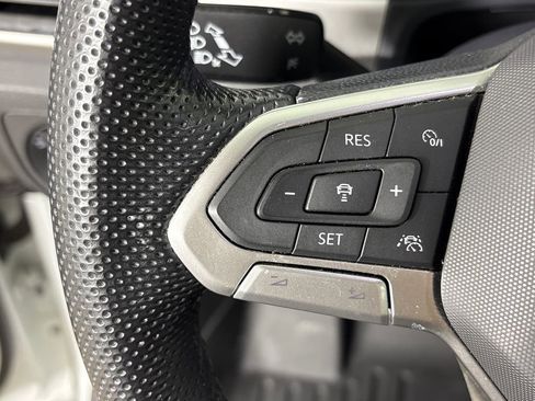 Used 2022 Volkswagen Atlas SEL Premium AWD/4WD image 17