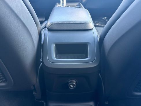 Used 2018 Volvo XC60 T8 R-Design w/ Convenience Package AWD/4WD image 27