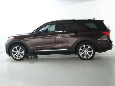 Used 2020 Ford Explorer Platinum w/ Premium Technology Package AWD/4WD image 41